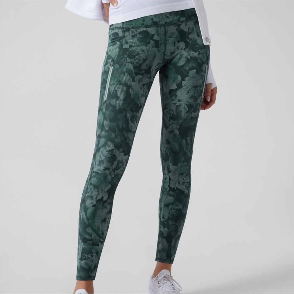 Athleta Green Leggings with Marble Design